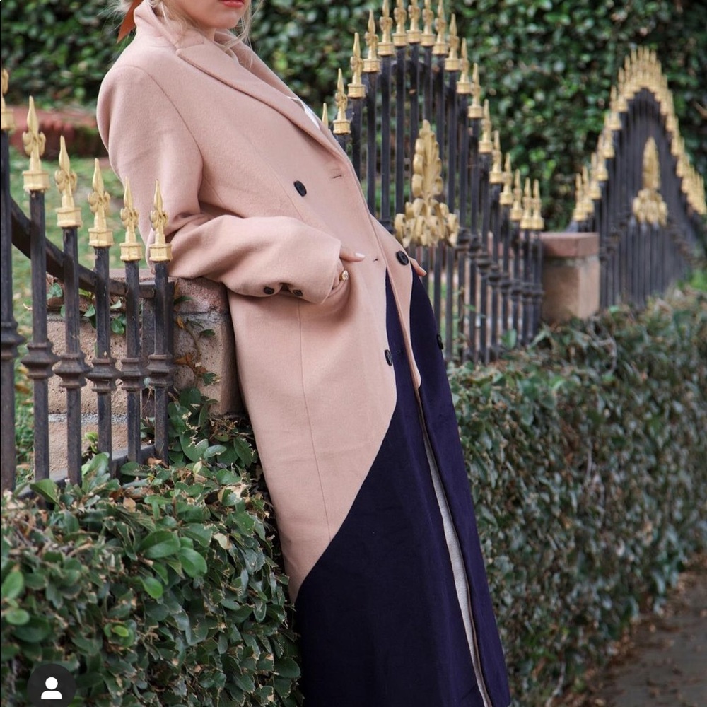 Long colorblock long pea coat style high fashion jacket. Lined. Size S